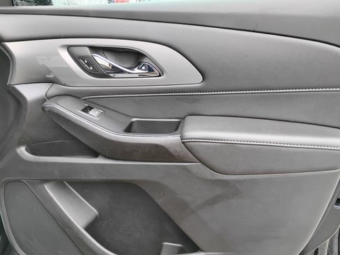 Used 2023 Chevrolet Traverse LT w/ LPO, Floor Liner Package image 20