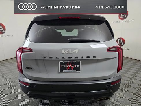 Used 2022 Kia Telluride SX w/ SX Prestige Package AWD/4WD image 8