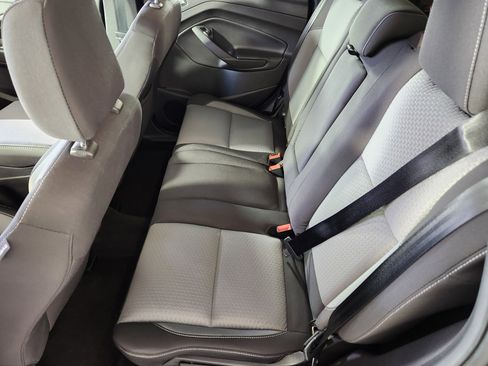 Used 2018 Ford Escape SE w/ Ford Safe & Smart Package image 14