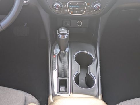 Used 2018 Chevrolet Equinox LT image 20