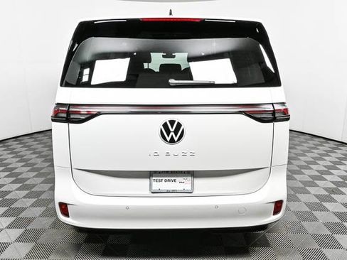 New 2025 Volkswagen ID. Buzz Pro S image 22