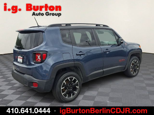 Used 2023 Jeep Renegade Trailhawk AWD/4WD image 6