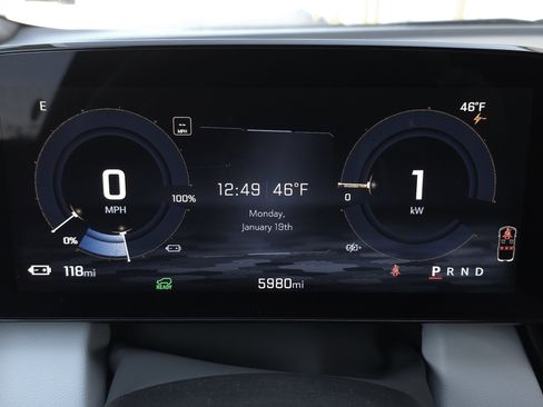 Used 2025 Chevrolet Equinox EV LT image 18