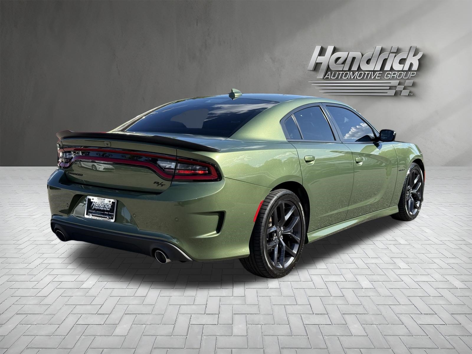 Used 2022 Dodge Charger R/T w/ Plus Group RWD image 10