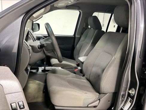 Used 2017 Nissan Frontier SV image 31