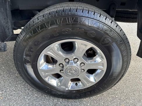 Used 2024 RAM 2500 Big Horn image 32