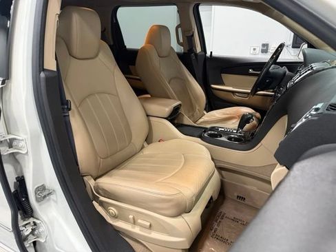 Used 2011 GMC Acadia Denali FWD image 37