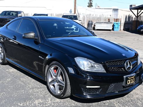 Used 2012 Mercedes-Benz C 63 AMG Coupe image 4