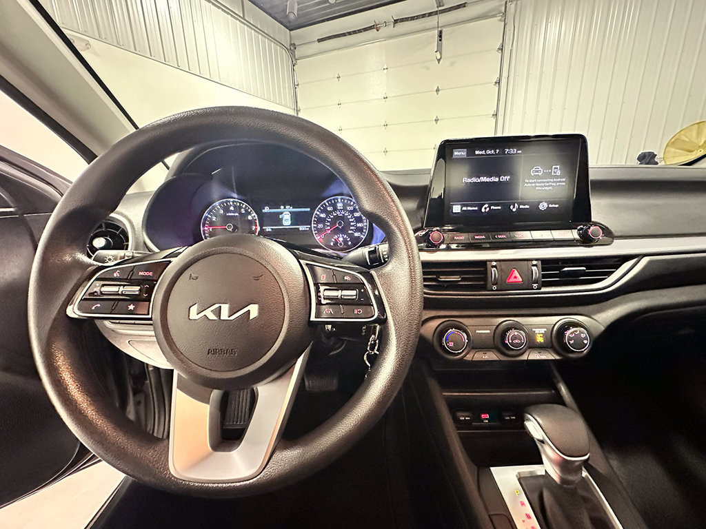 Used 2023 Kia Forte LXS FWD image 35