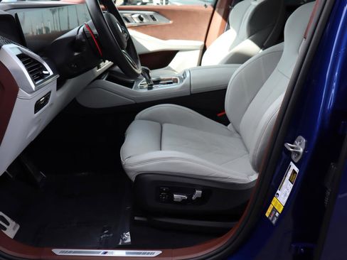 Used 2023 BMW XM Sports Activity Vehicle AWD image 20