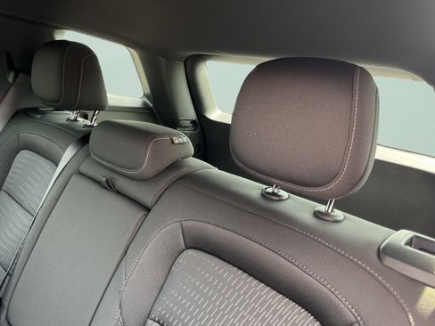 New 2027 Chevrolet Equinox LT AWD/4WD image 18
