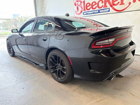 Used 2020 Dodge Charger Scat Pack RWD image 8