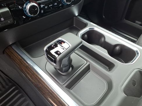 New 2026 GMC Sierra 1500 Elevation image 19