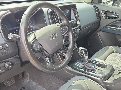 Used 2022 Chevrolet Colorado Z71 w/ Trail Boss Package AWD/4WD image 10