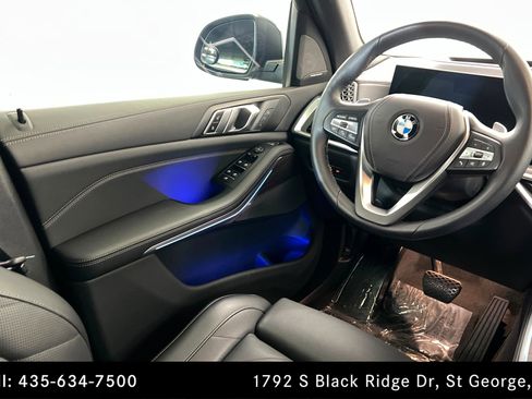 Used 2024 BMW X5 sDrive40i w/ Premium Package image 11