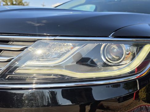 Used 2017 Lincoln MKC Reserve AWD/4WD image 11