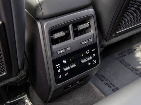 Certified 2025 Porsche Macan Electric RWD image 41