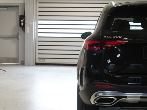 New 2026 Mercedes-Benz GLC 300 4MATIC image 12