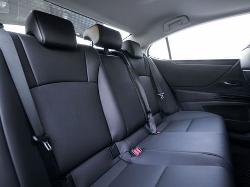 Used 2023 Lexus ES 350 w/ Premium Package image 35