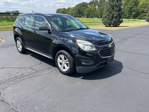 Used 2017 Chevrolet Equinox LS FWD image 8