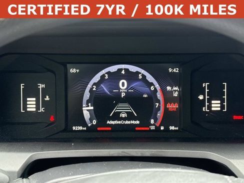 Used 2025 Toyota Tacoma SR5 AWD/4WD image 27