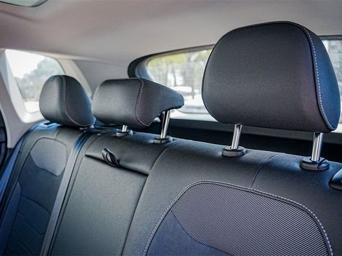 New 2025 Volkswagen Taos SE image 25