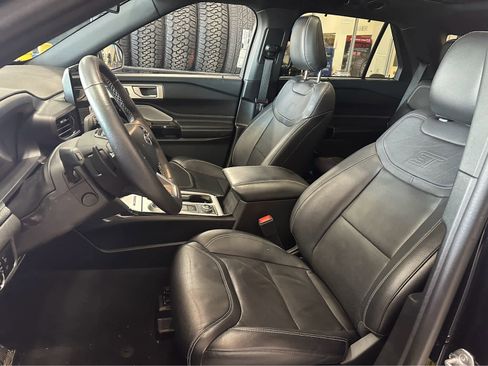 Used 2023 Ford Explorer ST w/ Equipment Group 401A image 27