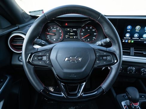 Certified 2025 Chevrolet Trax RS w/ Driver Confidence Package image 17