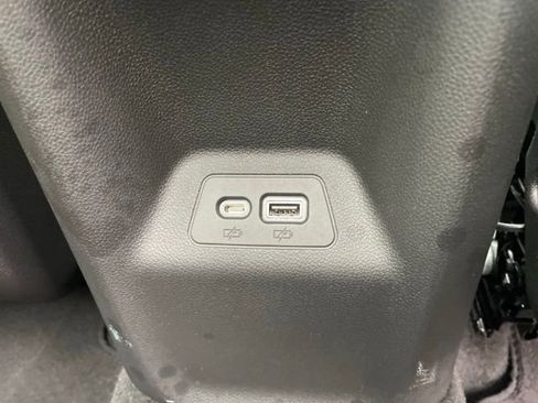 Used 2023 Buick Envision Essence w/ Sport Touring Package image 43