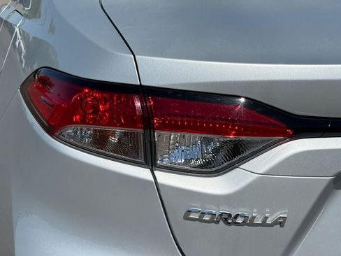 Used 2024 Toyota Corolla LE FWD image 10