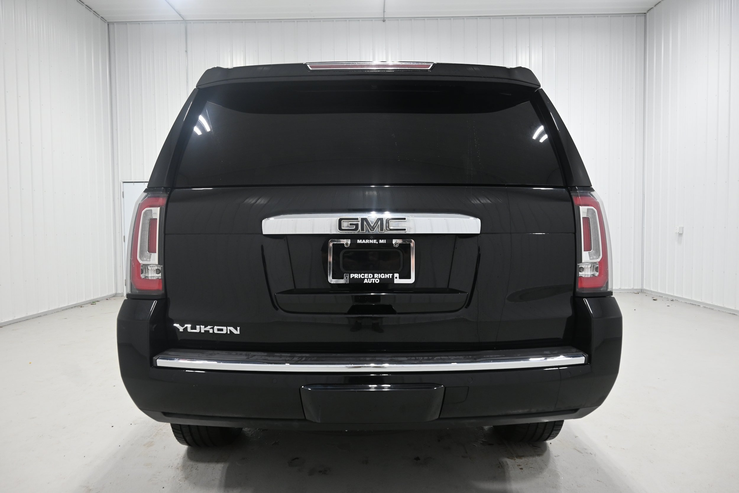 Used 2019 GMC Yukon Denali w/ Denali Ultimate Package AWD/4WD image 34