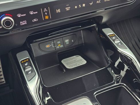 New 2026 Kia Sorento SX Prestige AWD/4WD image 33