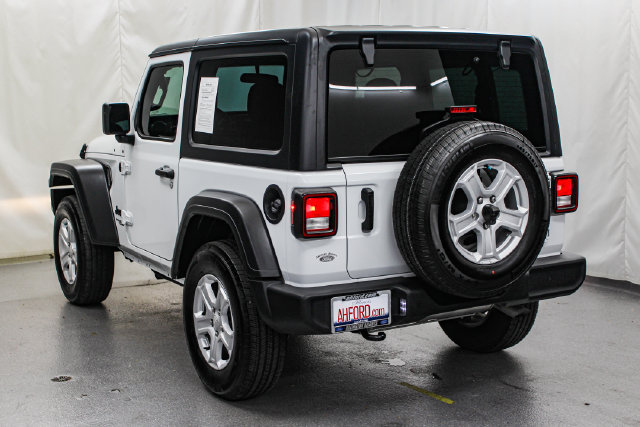 Used 2021 Jeep Wrangler Sport AWD/4WD image 5