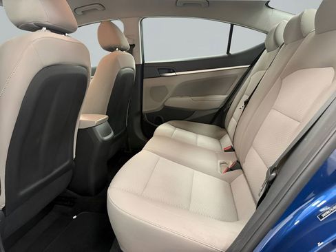 Used 2020 Hyundai Elantra SEL FWD image 13
