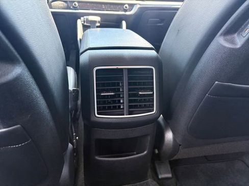 Used 2023 Kia Sportage EX FWD image 16