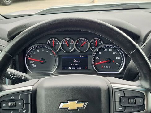Used 2020 Chevrolet Silverado 1500 LT w/ Texas Edition AWD/4WD image 27