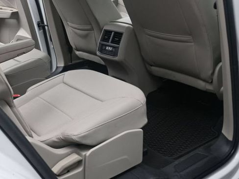 Used 2021 Volkswagen Atlas SEL R-Line FWD image 25
