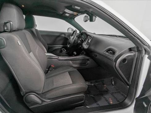Used 2023 Dodge Challenger SXT RWD image 16