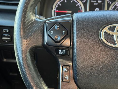 Used 2024 Toyota 4Runner TRD Off-Road image 19