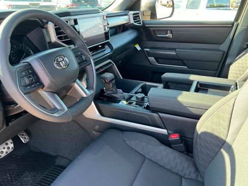 New 2026 Toyota Tundra SR5 AWD/4WD image 15