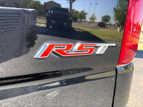 Used 2023 Chevrolet Silverado 1500 RST w/ Z71 Off-Road Package image 10