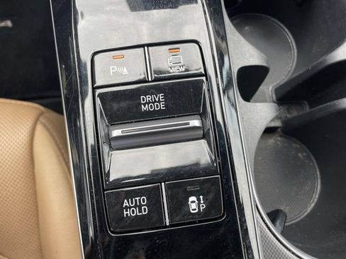 Used 2023 Hyundai Sonata Limited w/ Preferred Accessory Package FWD image 29