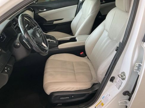 Used 2019 Honda Insight Touring image 4