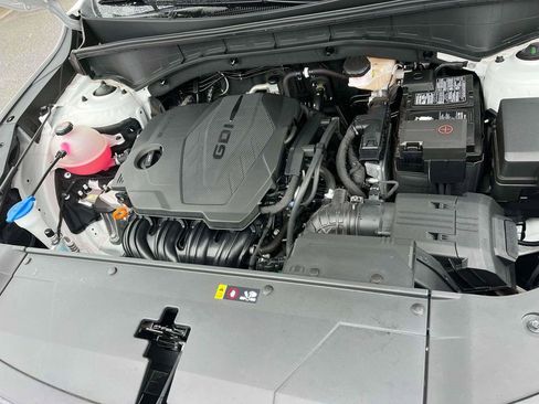 Used 2025 Kia Sorento LX FWD image 35