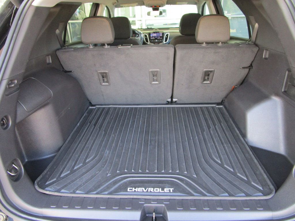 Used 2024 Chevrolet Equinox LT FWD image 17