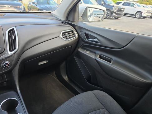 Certified 2019 Chevrolet Equinox LT w/ Driver Convenience Package FWD image 11