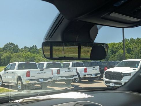 New 2026 RAM 1500 Warlock AWD/4WD image 30