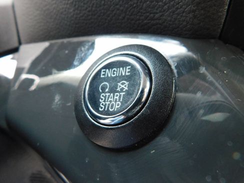 Used 2014 Ford Escape Titanium w/ Equipment Group 401A AWD/4WD image 15