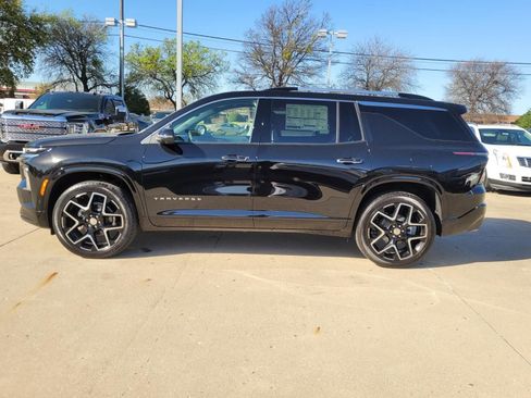 New 2026 Chevrolet Traverse High Country FWD image 2