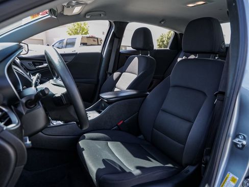 Used 2024 Chevrolet Malibu LT image 17